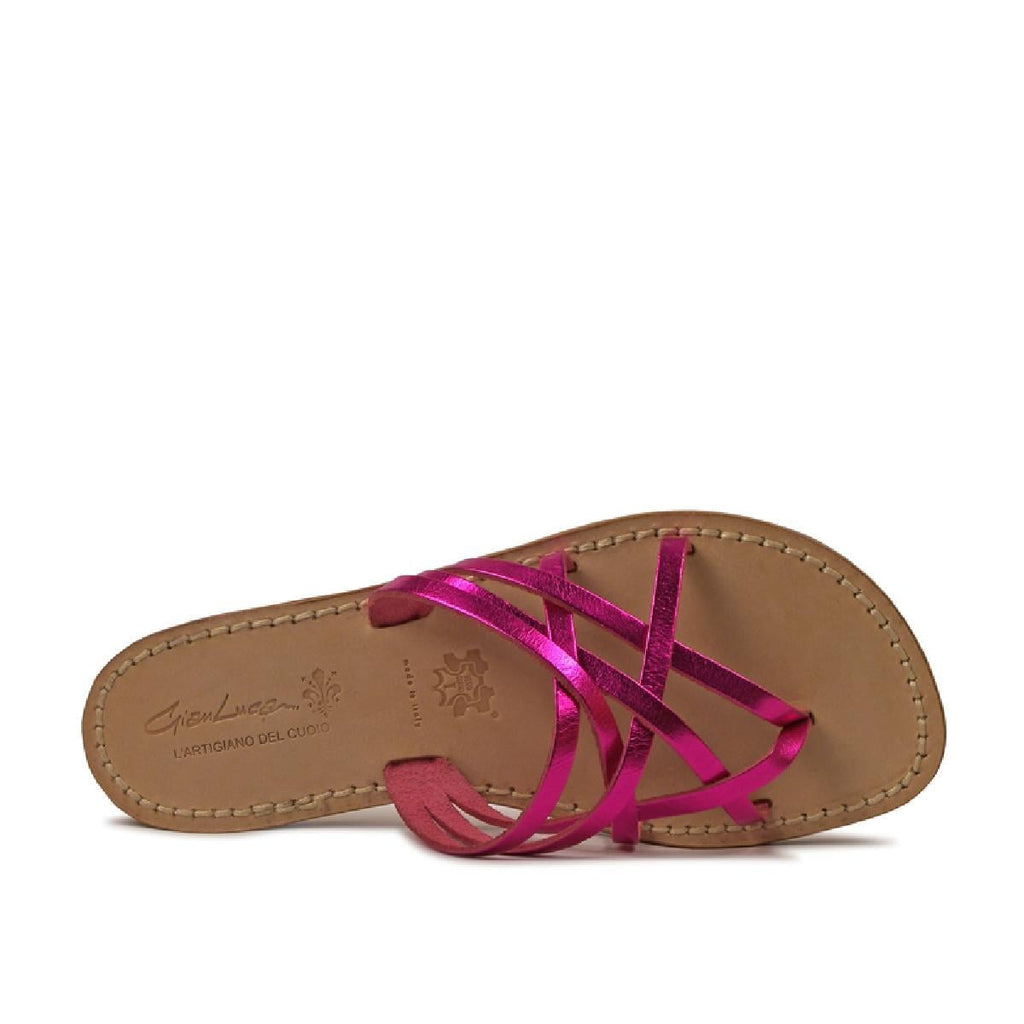 Ciabatte infradito donna in pelle laminata fucsia