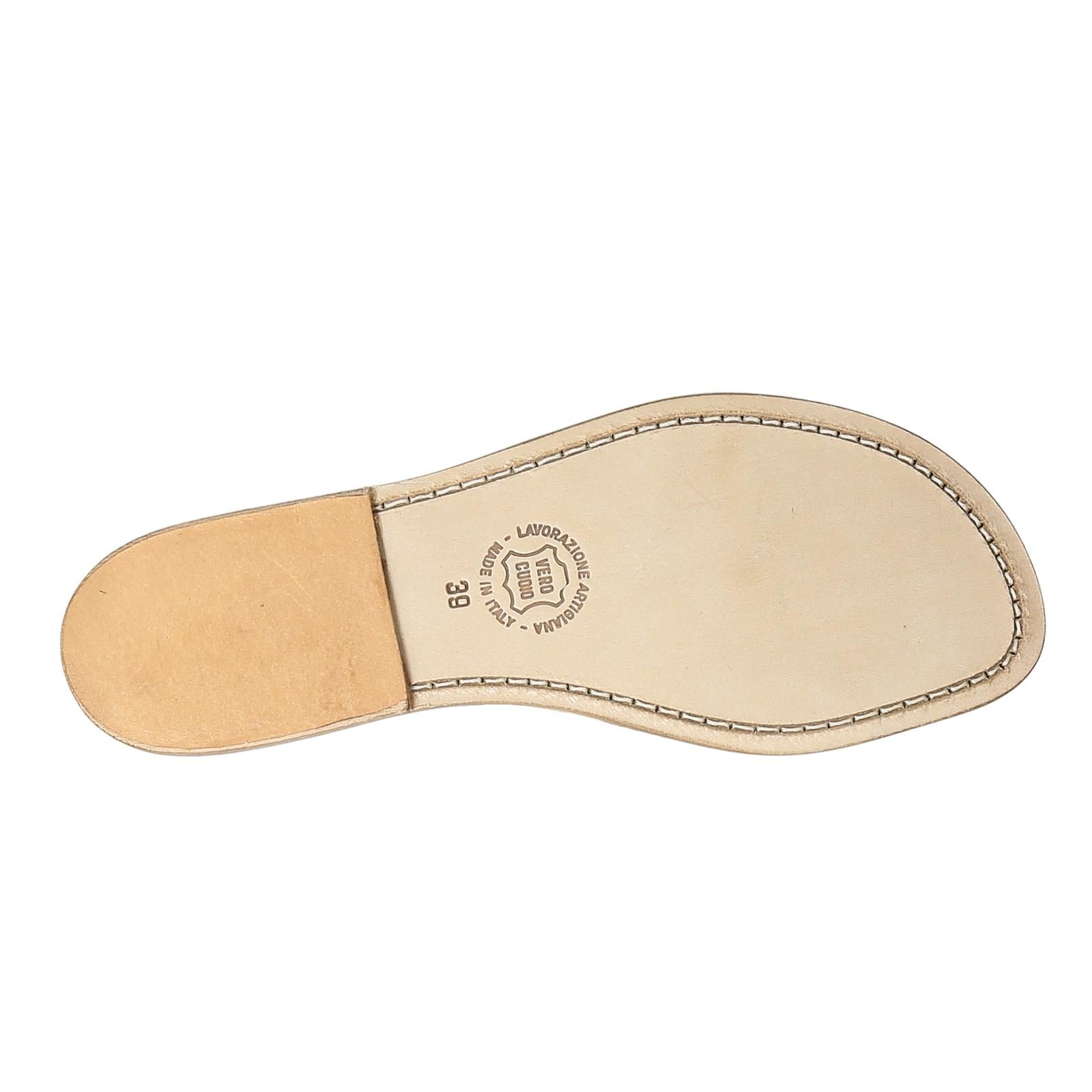 Sandali schiava bassi da donna in pelle laminata bronzo