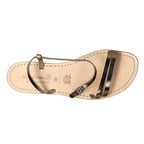 Sandali schiava bassi da donna in pelle laminata bronzo