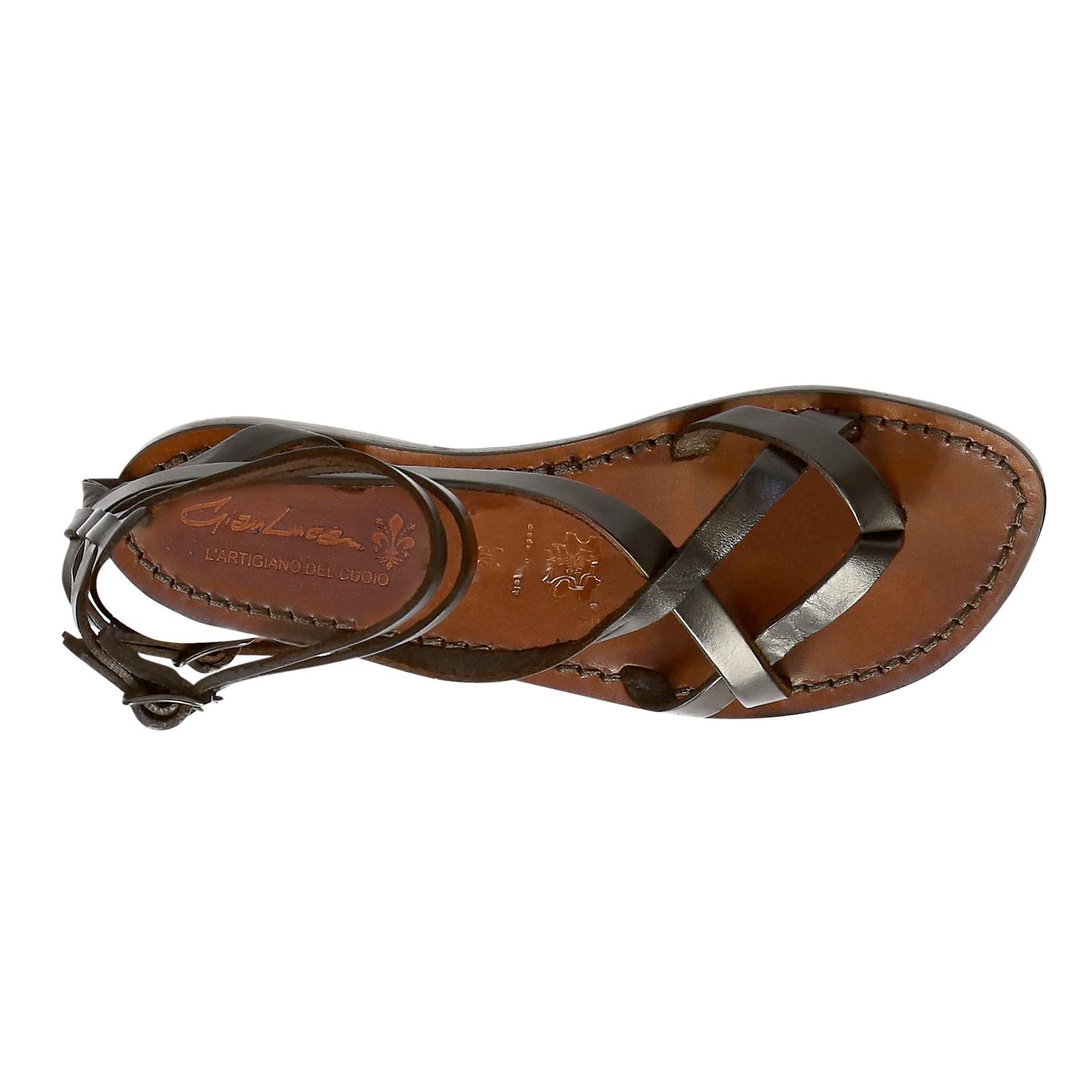 Hecho a mano en Italia womens esclavo sandalias en cuero marrón oscuro