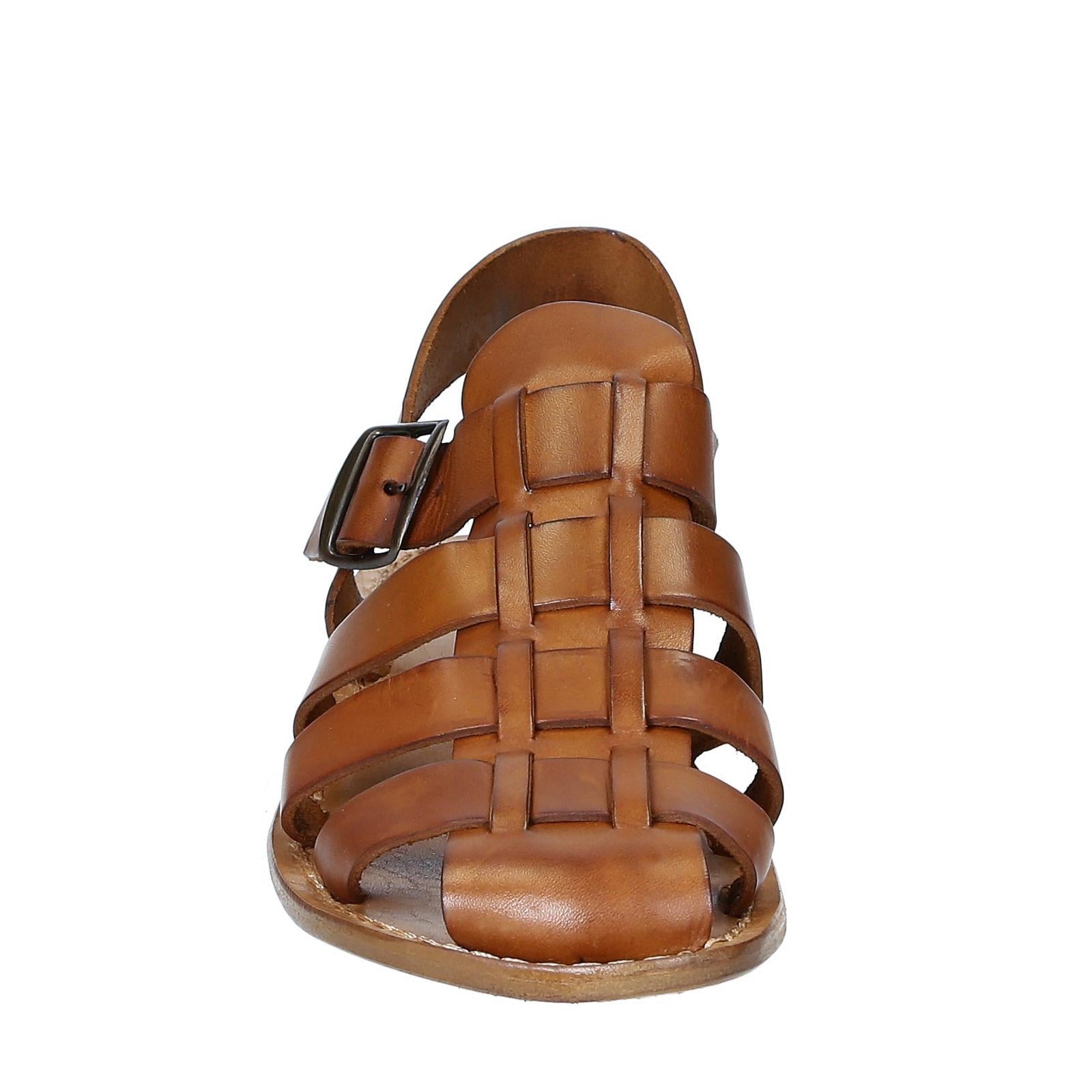 Hand made mens sandals in vintage cuir leather crafted in Italy