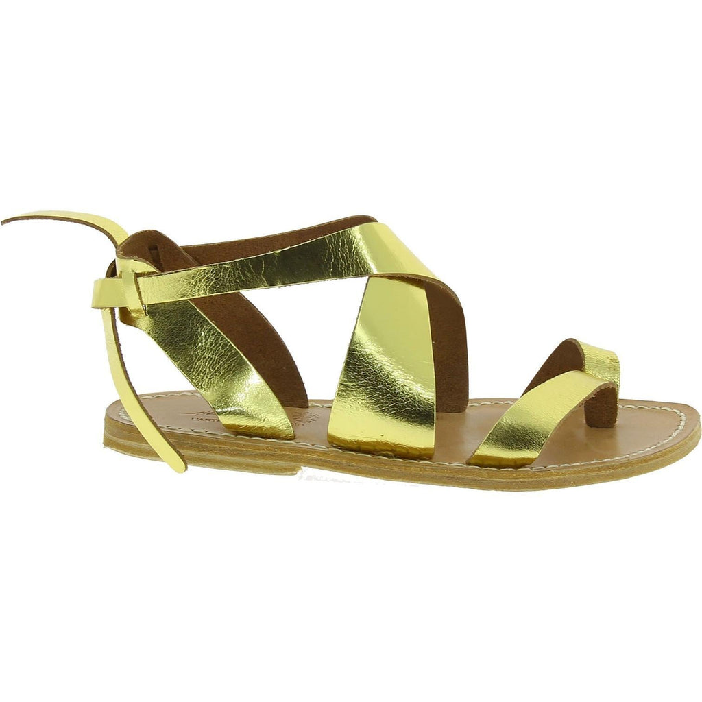 Sandali donna fatti a mano in pelle laminata colore oro
