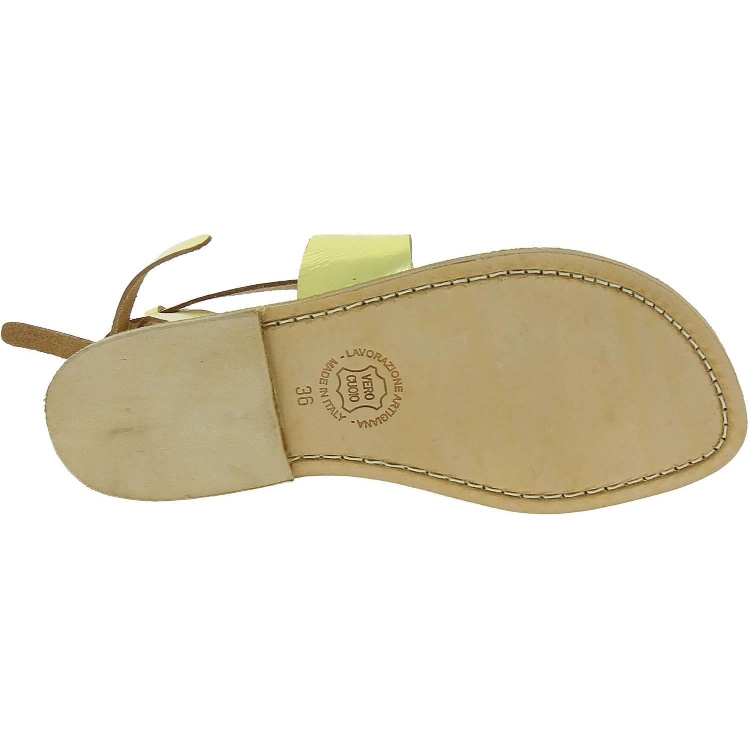 Sandali donna fatti a mano in pelle laminata colore oro