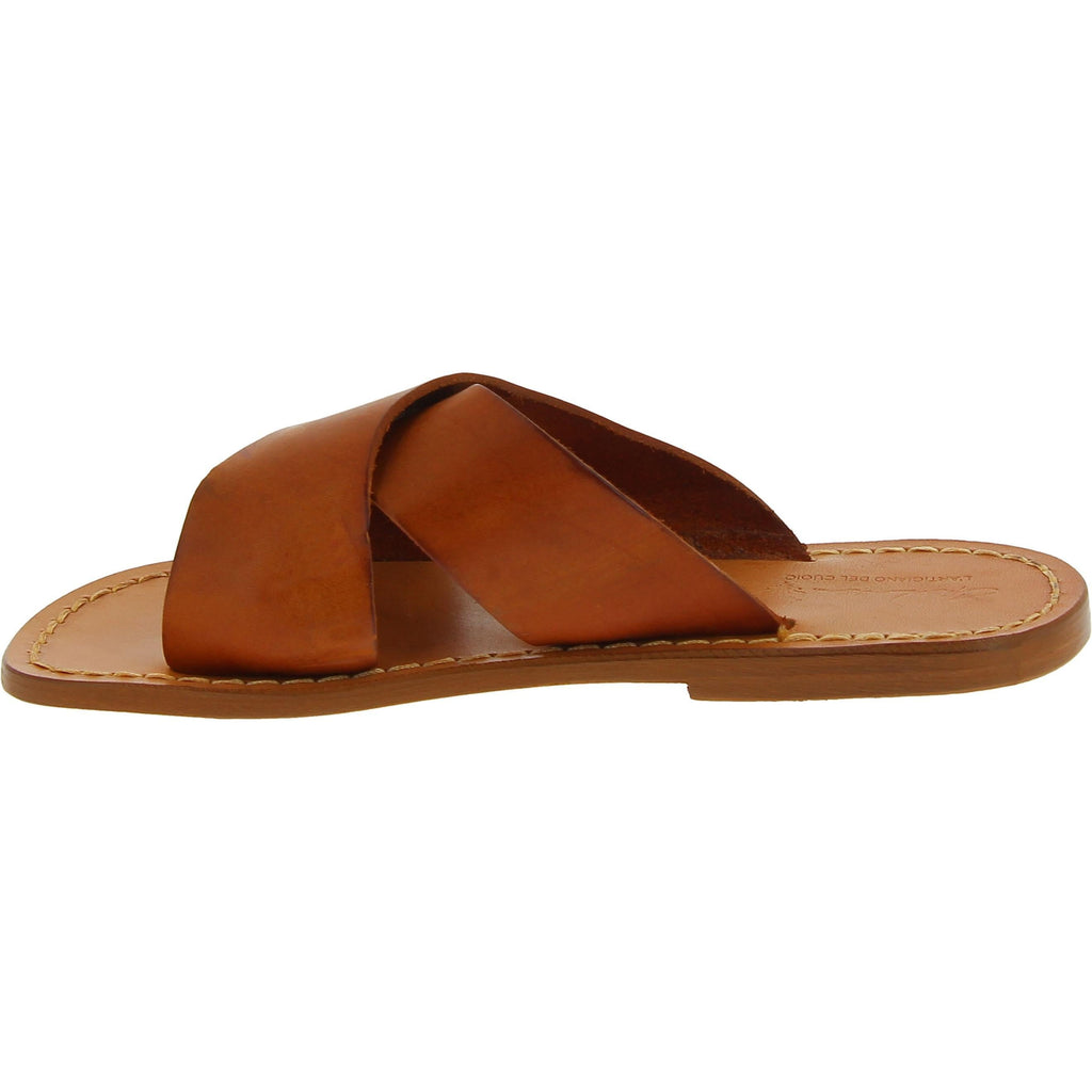 Ciabatte da uomo in pelle color cuoio realizzata a mano in Italia