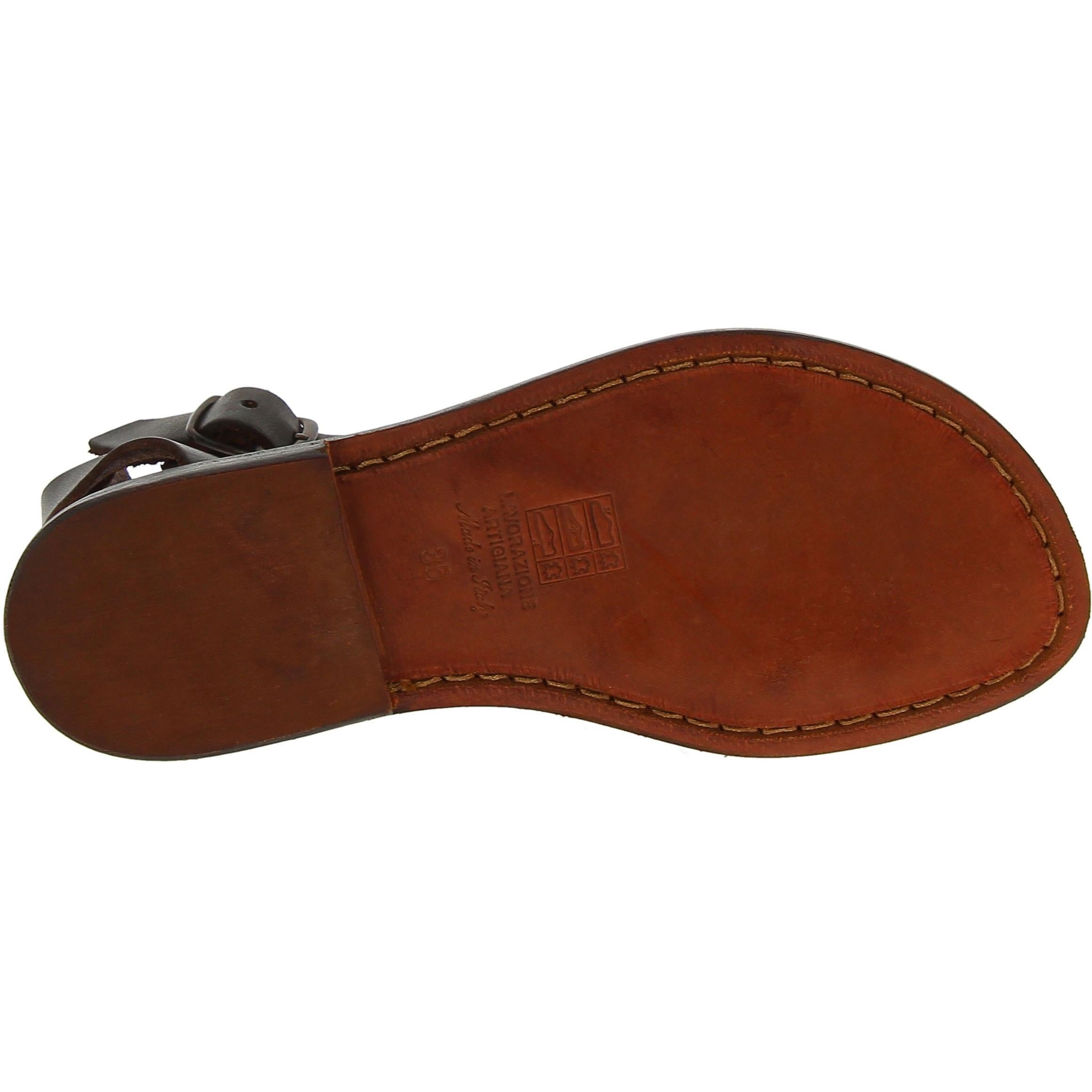 Handmade leather sandals in brown leather for ladie
