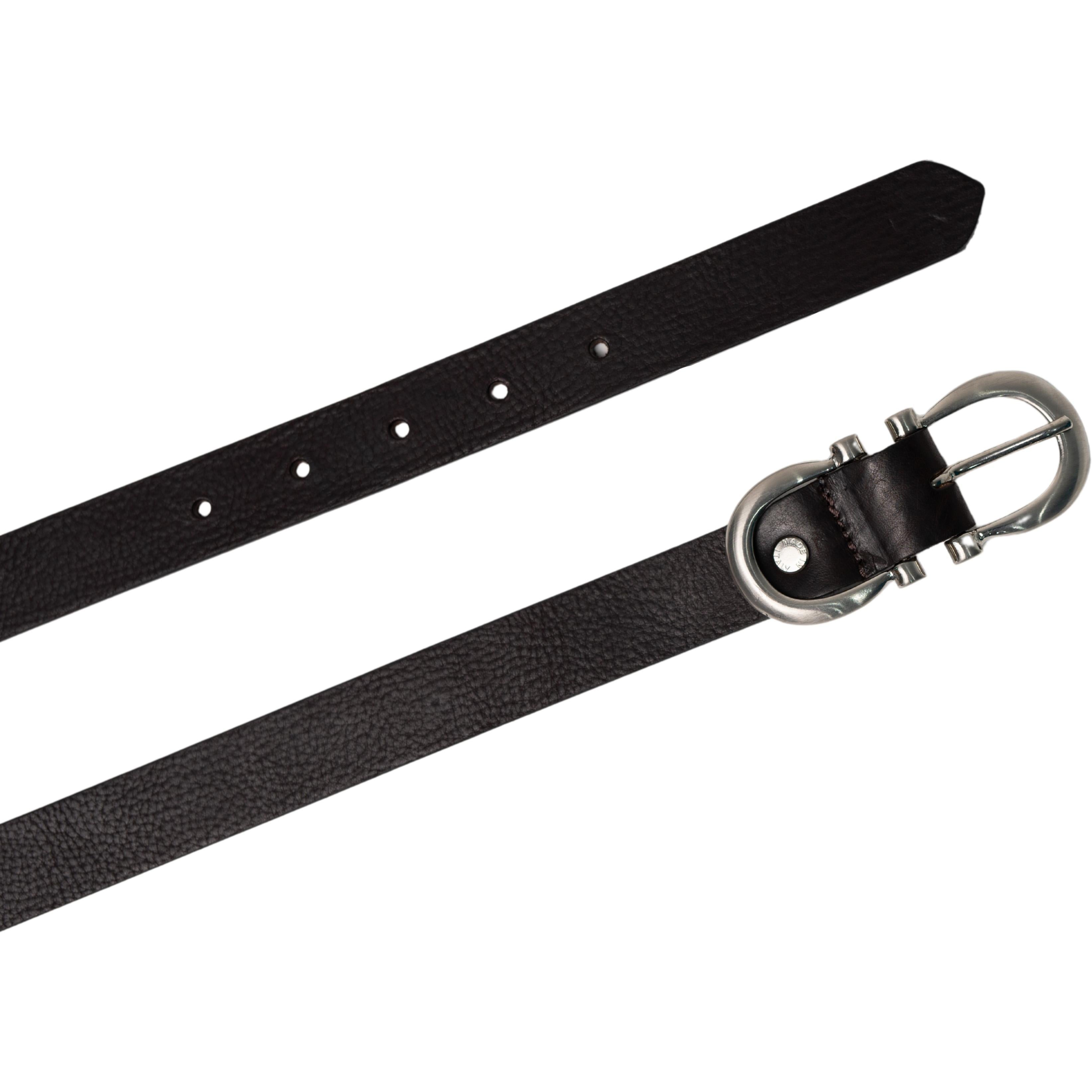 Cintura artigianale in pelle marrone con fibbia ad otto in metallo