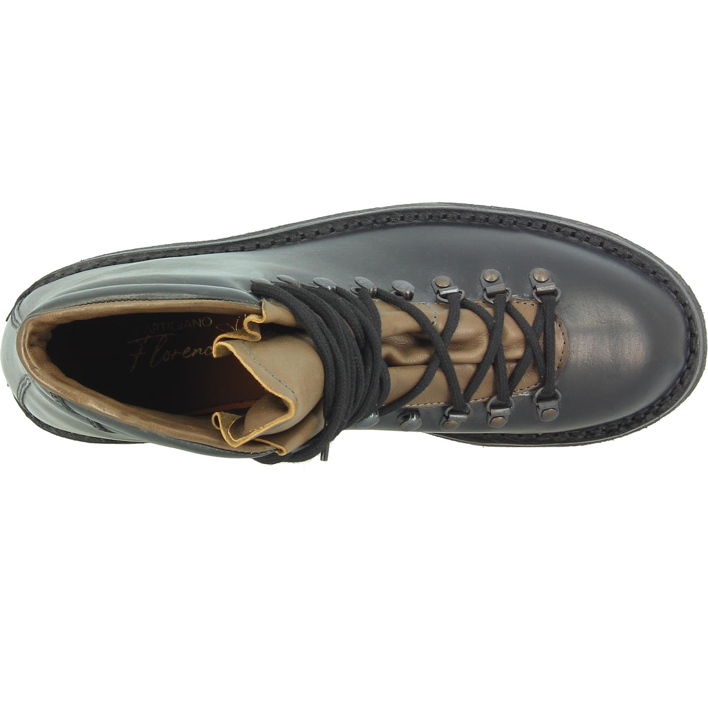 Stivale da montagna unisex color nero con suola in caucciù